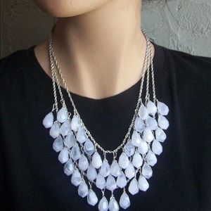 Premier Designs Frosted Necklace + Earring Set